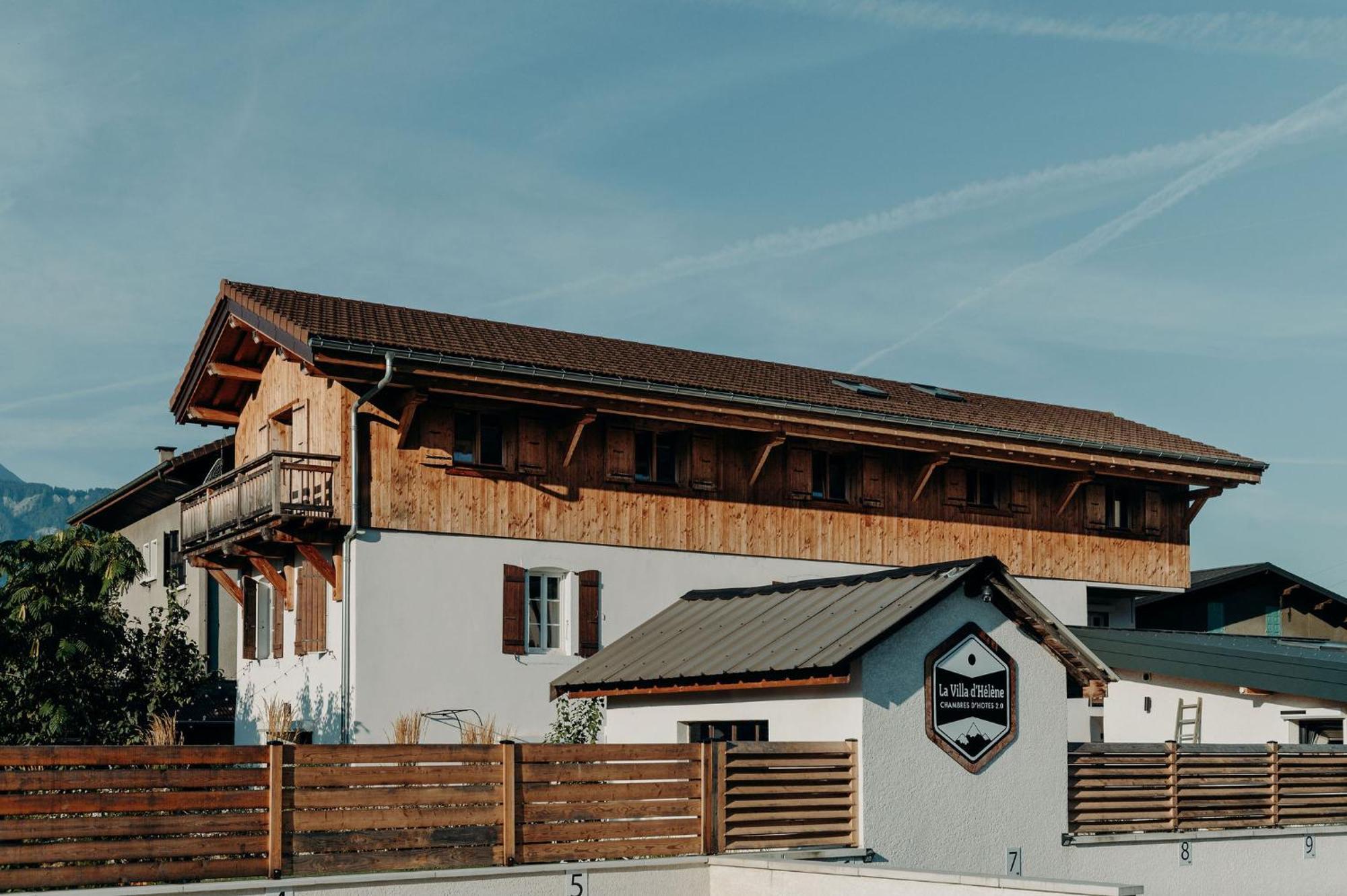 La Villa D'Helene 2 - Chambres D'Hotes Bnb Et Appartements - Cluses Exterior photo